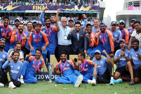  Indian Cricket Team Receives Hero’s Welcome in Delhi, PM Modi Meeting and Mumbai Road Show Next