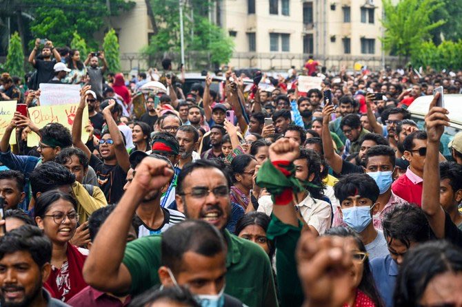  Bangladesh Protesters Reject PM’s Talks Offer, Demand Resignation Amid Quota Reform Unrest