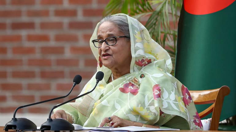  Sheikh Hasina Resignation: A crucial meeting at Hindon Airbase Bangladeshi former Prime Minister