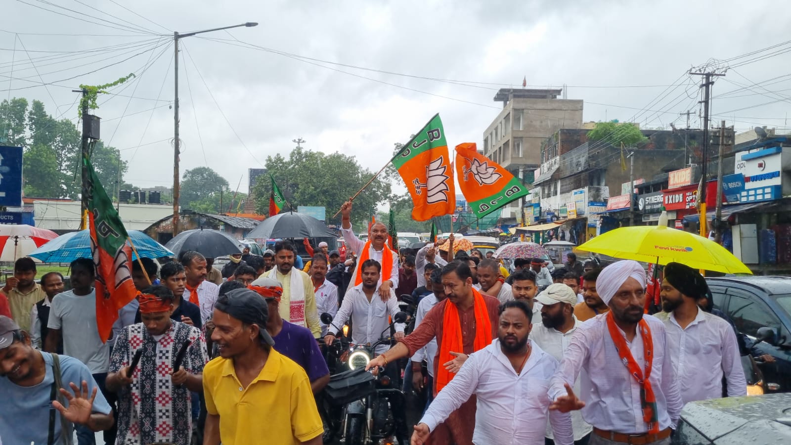  Enthusiastic Bike Rally Welcomes PM Modi in Jharkhand Despite Heavy Rain