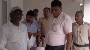 Cooperative Officer Caught Red-Handed Taking Bribe