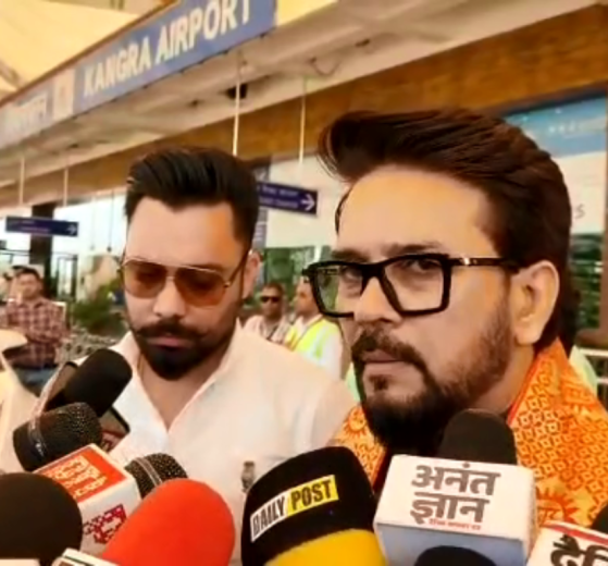 Anurag Thakur Slams Congress Over NEET Row and Failed Poll Guarantees; Praises PM’s Fuel-Saving Move