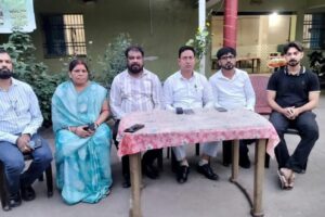 Notorious criminal Saddam admits his gang robbed advocate Javed Jamal’s house on Sept 13 and publicly threatened to kill his friend Syed Samiullah