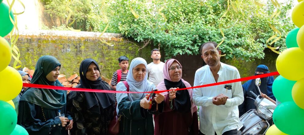 Chief Guest Anjum Parveen cuts the ribbon for the new building. Speakers emphasize the role of parents, discipline, and a positive home environment in shaping a child's future.