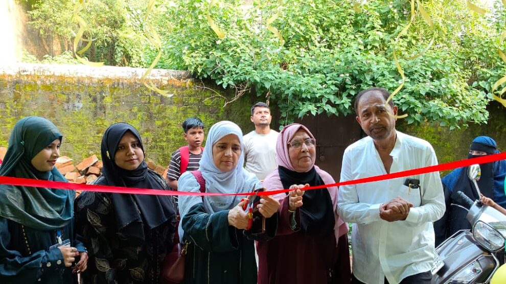 Chief Guest Anjum Parveen cuts the ribbon for the new building. Speakers emphasize the role of parents, discipline, and a positive home environment in shaping a child's future.